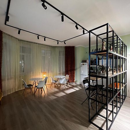 Friends Hostel Astana Eksteriør billede