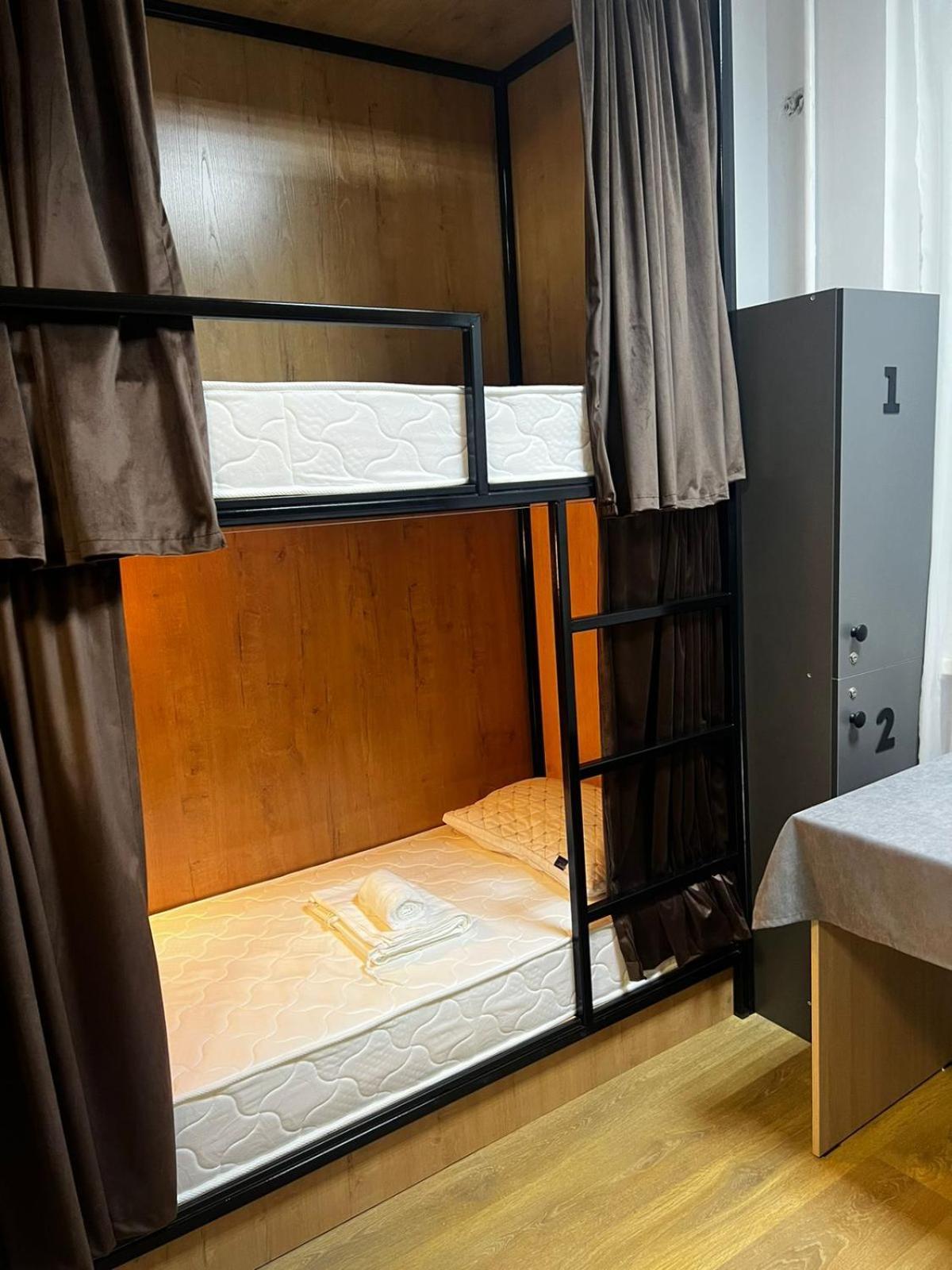 Friends Hostel Astana Eksteriør billede